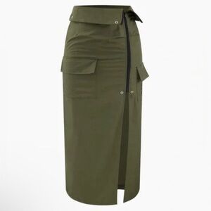 Micas Split cargo skirt with folding waist, NWT, size S
